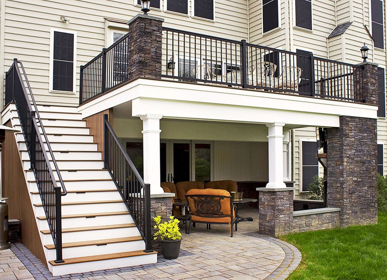 Two-story deck with stone veneer columns